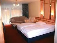 Otel Gasthof Haas *